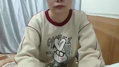 kitti_baby2x online show from November 18, 1:41 am