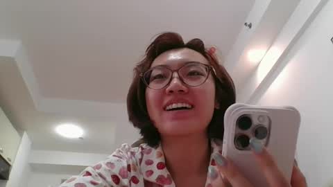 Kitty and Aniki online show from May 9, 11:27 am