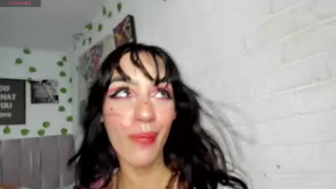 KITTY online show from April 28, 7:29 pm