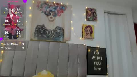  KITTY online show from July 29, 8:53 pm