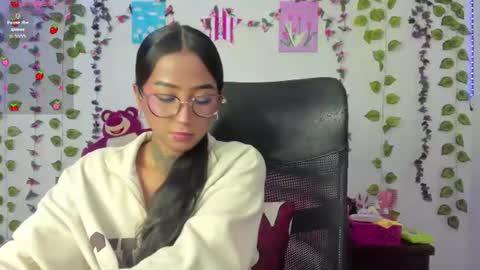 Kitty online show from June 20, 1:12 am