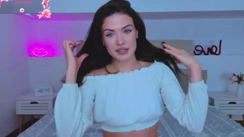 Michelle online show from September 29, 8:02 am