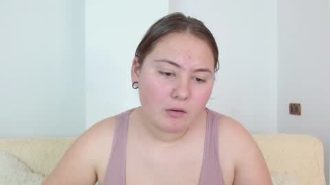  Ariana  online show from January 8, 11:52 pm