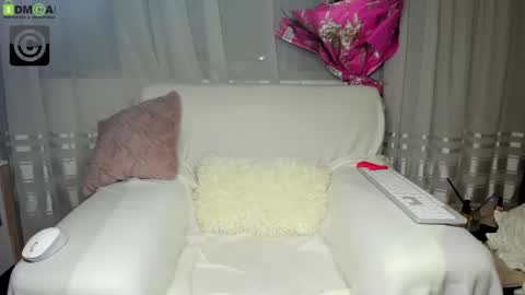 Kittyhumps online show from April 30, 10:47 pm