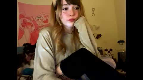 kitty online show from September 10, 5:19 am