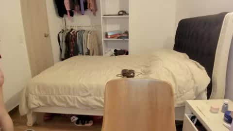 kittywantslove23 online show from June 29, 2:19 am