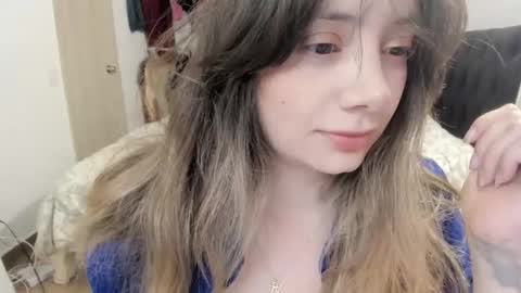 kittywantslove23 online show from May 2, 1:00 am
