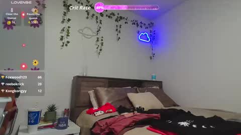 Snapshot of kittyymaze chatting on September 12, 1:35 pm Kittyymaze online show from September 12, 1:35 pm
