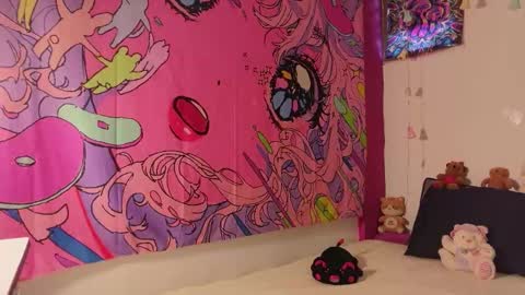 Kitty Zen online show from December 15, 5:31 pm