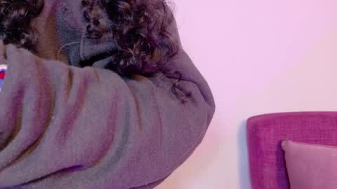 Kitty Hill online show from February 15, 4:59 am