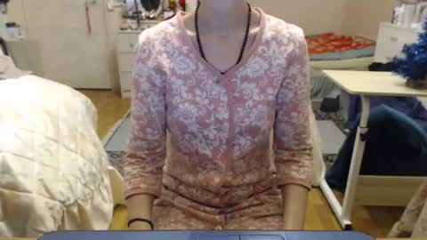 KiuminBerry online show from December 14, 5:19 pm