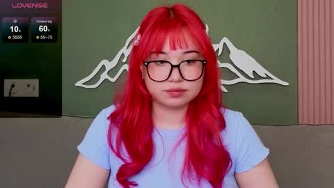 Snapshot of klee_love chatting on October 6, 5:36 am Klee online show from October 6, 5:36 am
