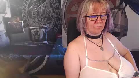 Michelle online show from June 21, 9:16 am
