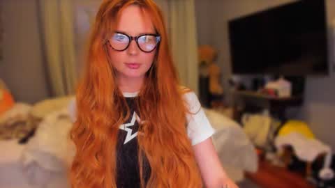 Klementinafanslyklementina6661 online show from July 26, 7:11 pm