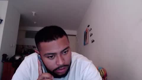 Snapshot of kleyton336 chatting on October 17, 10:03 pm kleyton online show from October 17, 10:03 pm