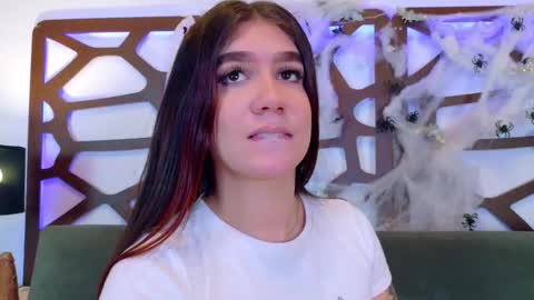 kloe_bella online show from October 26, 2:29 pm