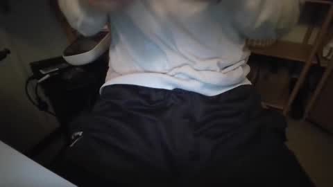 knilbonk online show from April 5, 7:11 pm