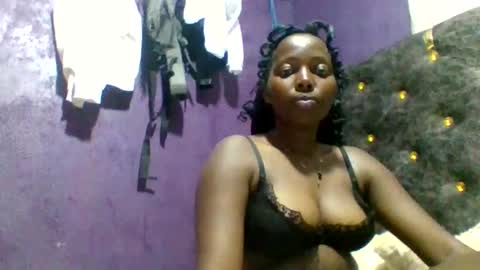 kniteprincess online show from March 17, 9:31 pm