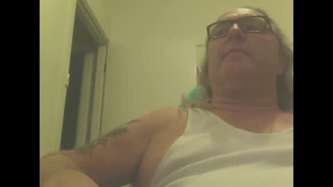 Snapshot of knobout chatting on January 17, 9:49 am knobout online show from January 17, 9:49 am