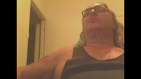 Snapshot of knobout chatting on January 30, 11:22 am knobout online show from January 30, 11:22 am