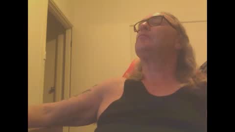 Snapshot of knobout chatting on September 15, 9:11 am knobout online show from September 15, 9:11 am