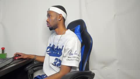 kofi online show from January 9, 2:28 am