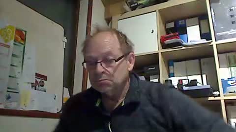 Snapshot of kokin3034 chatting on February 2, 9:18 am kokin3034 online show from February 2, 9:18 am