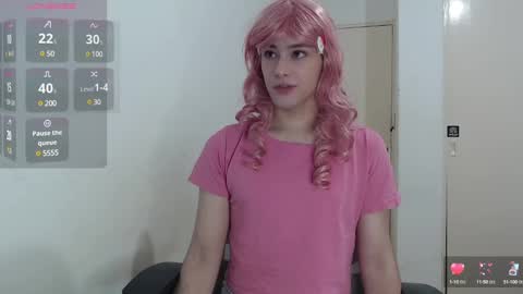 Snapshot of koneko_nya chatting on March 4, 7:32 pm  Riley  online show from March 4, 7:32 pm