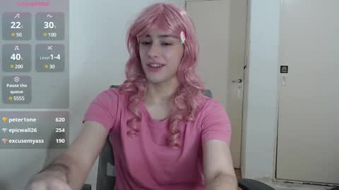 Snapshot of koneko_nya chatting on March 4, 10:38 pm  Riley  online show from March 4, 10:38 pm