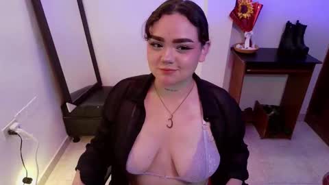 camila online show from March 10, 5:45 am