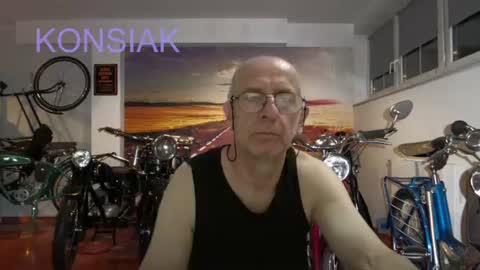 Komsiak online show from July 6, 6:32 pm