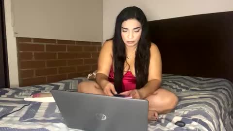 koral_hopkins online show from March 11, 3:53 am