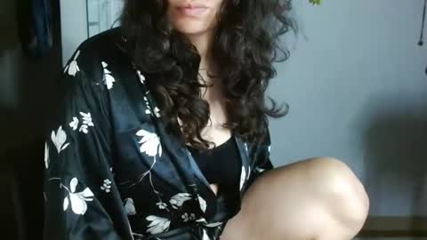 Karoll online show from May 8, 2:06 am