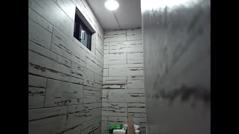 Koto Bombon online show from January 25, 2:15 am