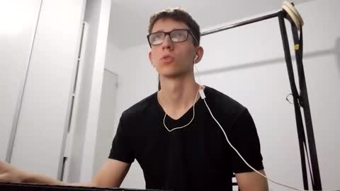 Facu online show from March 21, 3:38 pm