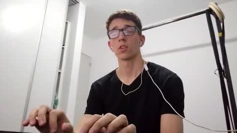 Facu online show from March 23, 7:19 pm