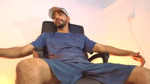 kratoswolf online show from June 21, 10:49 pm