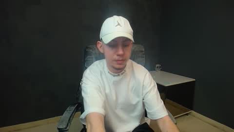 KrewVaughn online show from March 12, 11:58 am