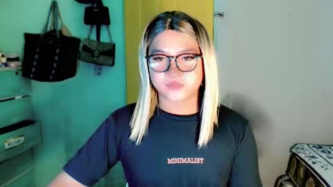 krezikeed online show from May 9, 12:27 am