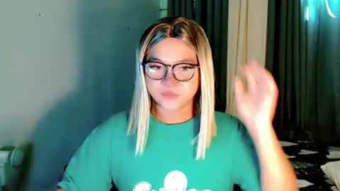 krezikeed online show from May 11, 1:34 am