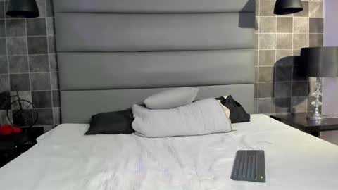 kriss online show from September 29, 5:28 am