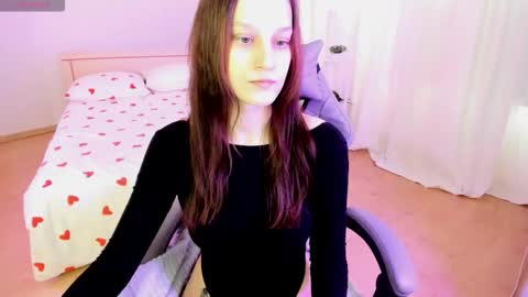 krisdoeil online show from March 15, 3:00 am