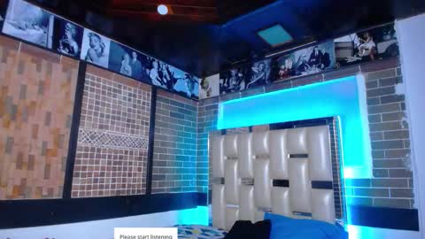 kriss_sweetboobs online show from October 22, 12:29 pm