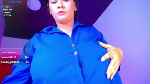 kriss_sweetboobs online show from June 3, 2:33 pm