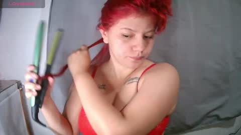 krissone online show from June 14, 6:26 am