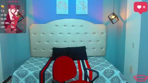 krissone online show from March 1, 5:49 pm