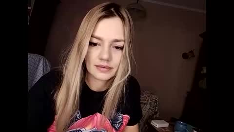 Snapshot of krisssexi chatting on February 20, 4:50 am KrissSexi online show from February 20, 4:50 am