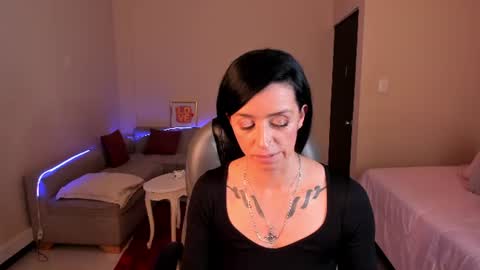 Sophia online show from July 11, 9:18 pm