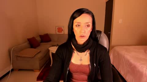 Sophia online show from April 27, 8:17 pm