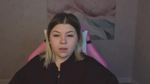 Kristen Gibbs online show from April 21, 2:26 am